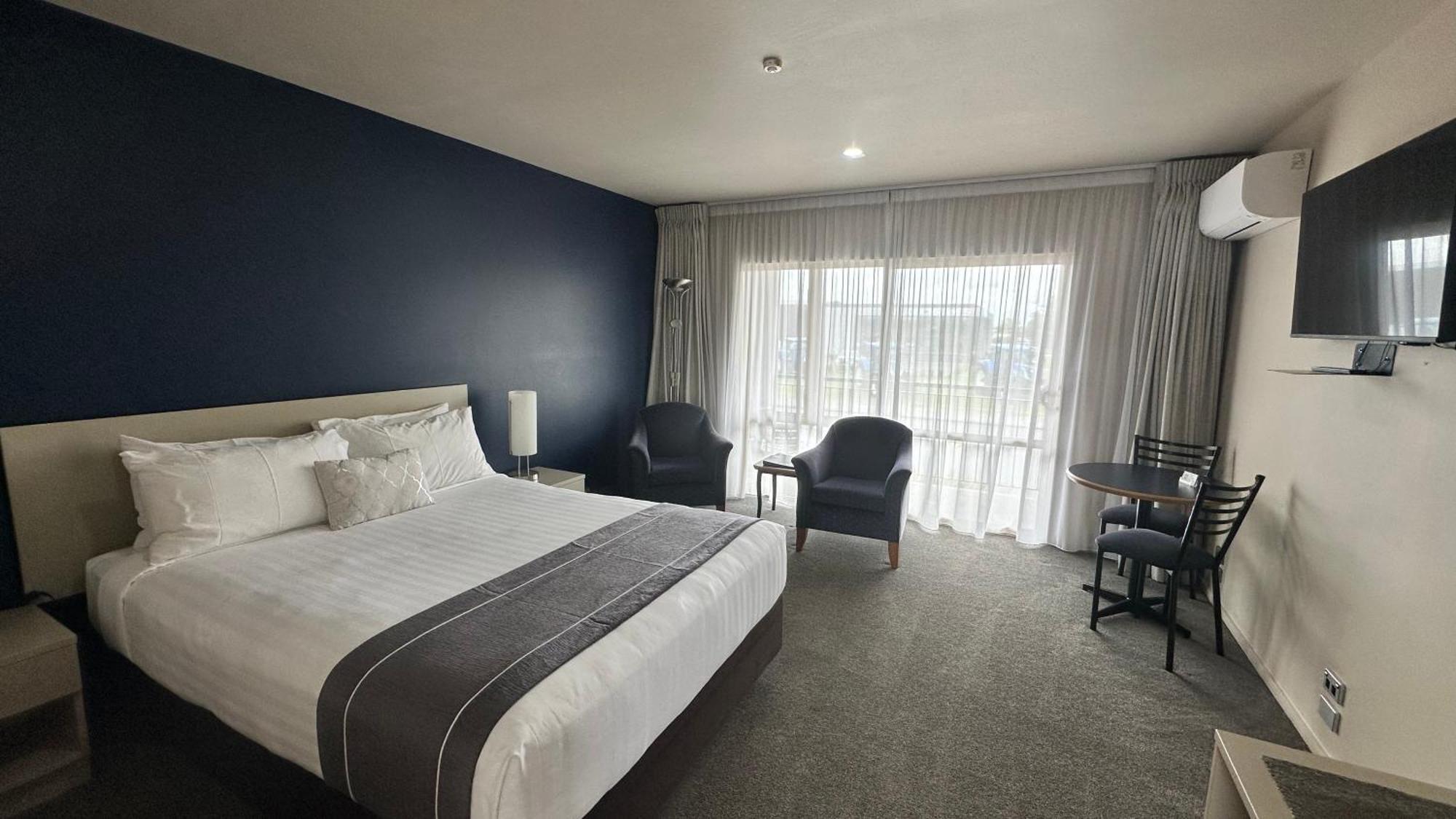 The Suites Ashburton Exterior foto